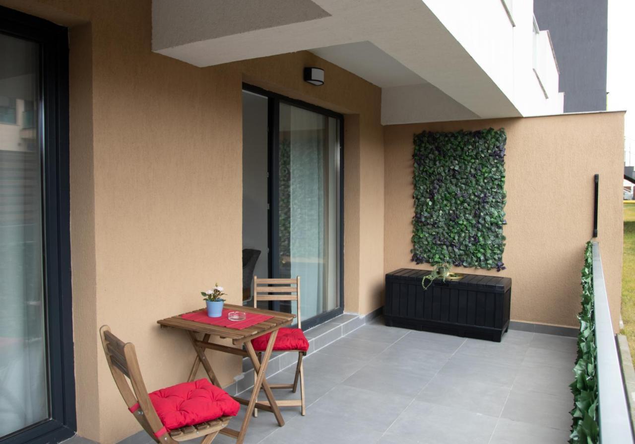 Lazo Two Room- Luxury Apartment Бухарест Екстер'єр фото